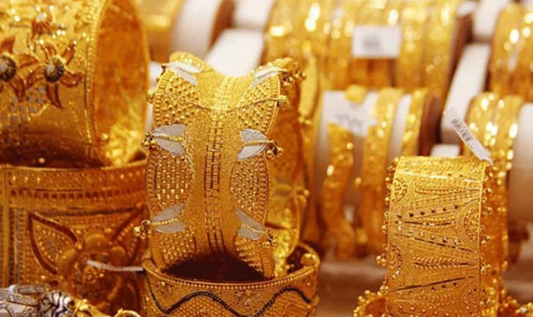 দেশে এবার টানা তৃতীয় দফায় কমলো স্বর্ণের দাম